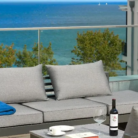 First Im First Sellin, Penthouse Meerselig Mit Ostseeblick Und Dachterrasse Apartmán